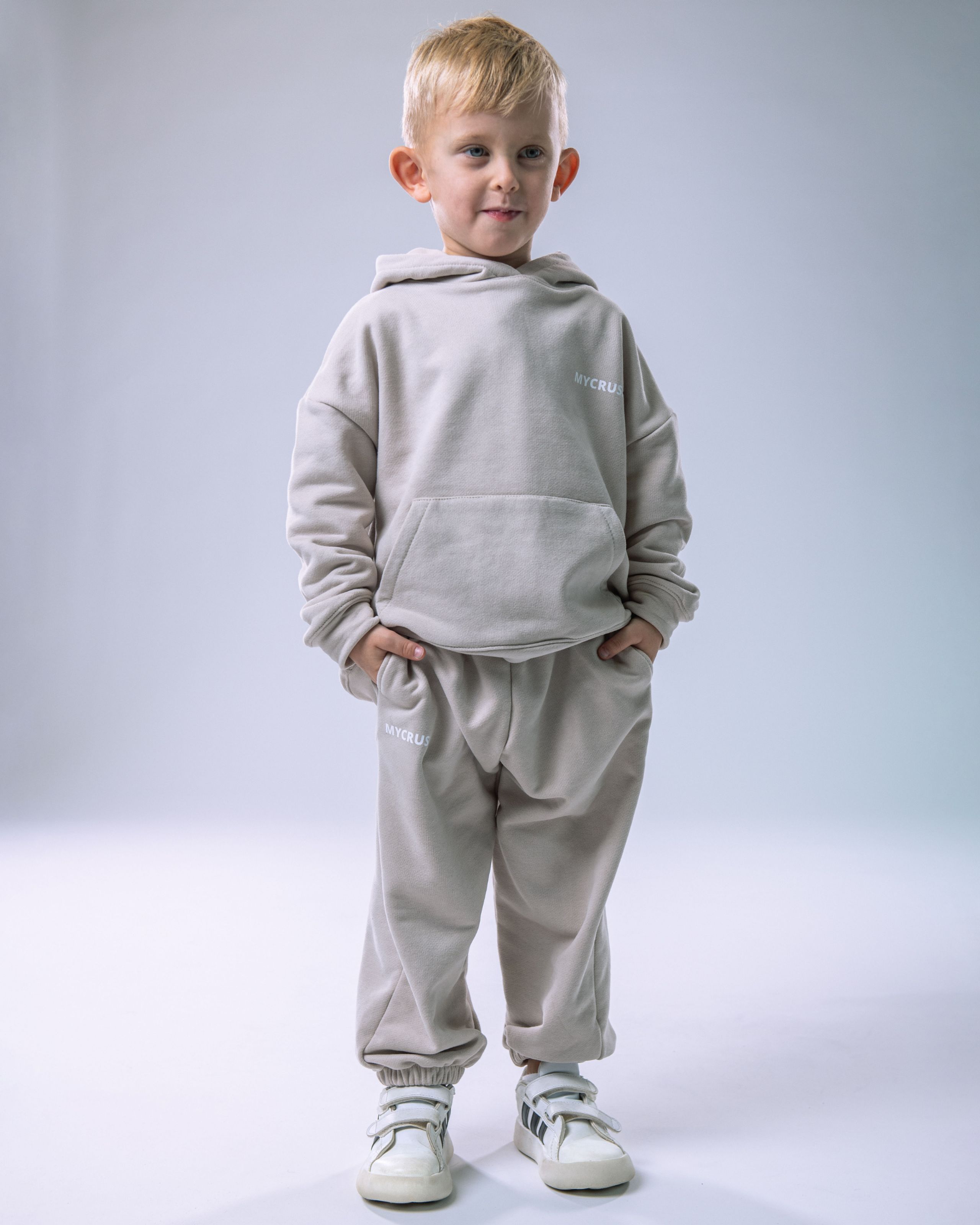 Children’s Tracksuit Beige size 110-0