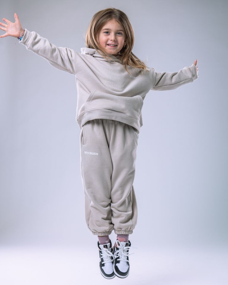 Children’s Tracksuit Beige size 128-4