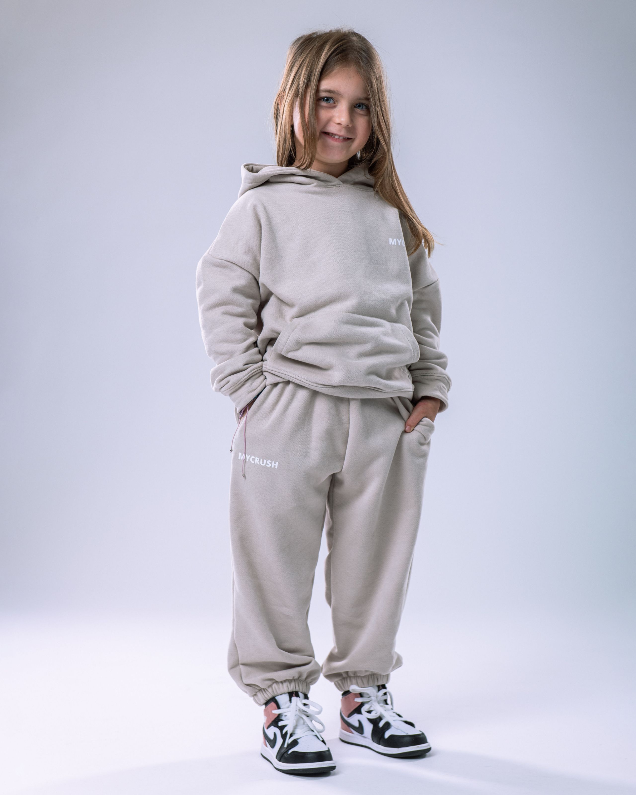 Children’s Tracksuit Beige size 140-1