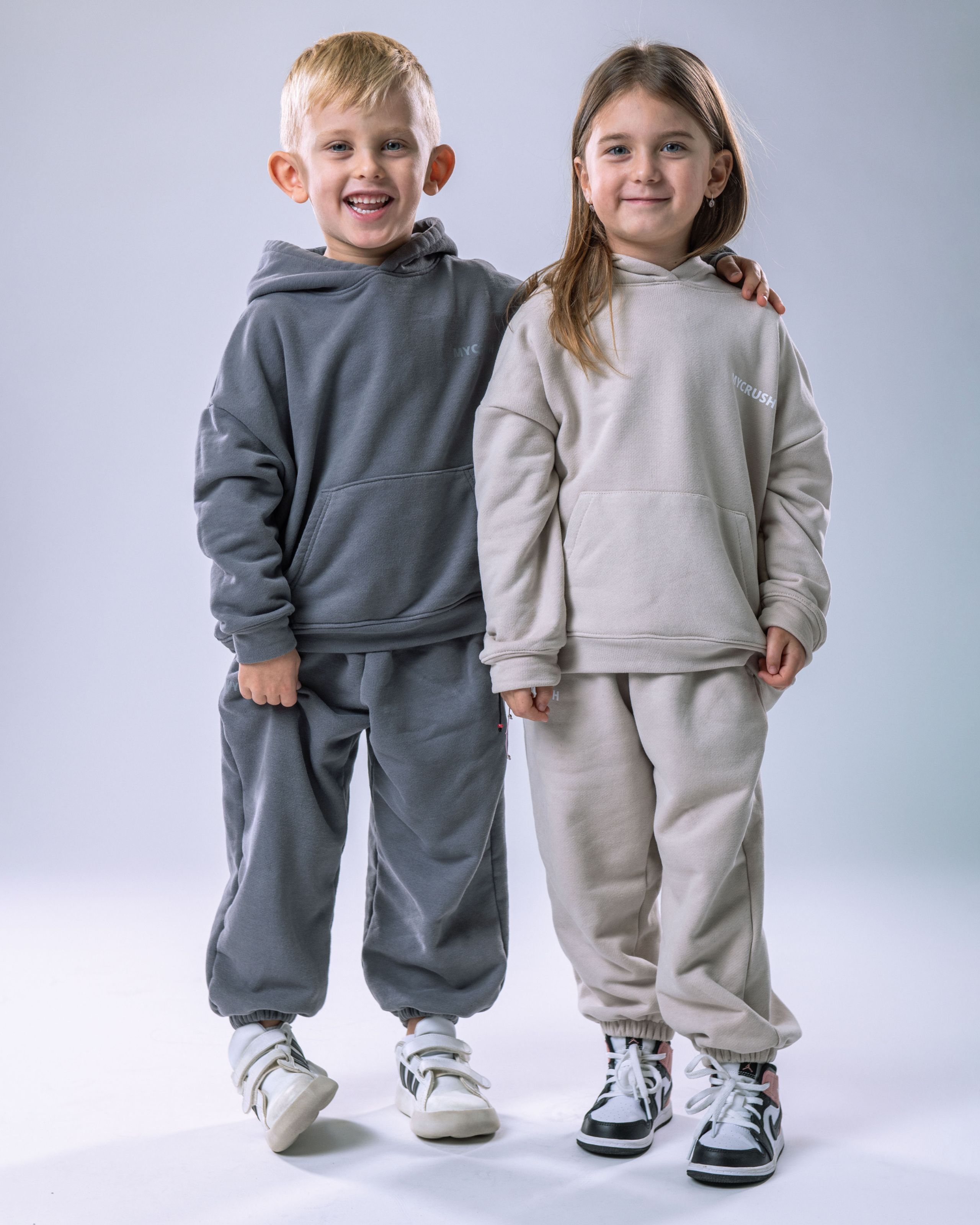 Children’s Tracksuit Beige size 140-7
