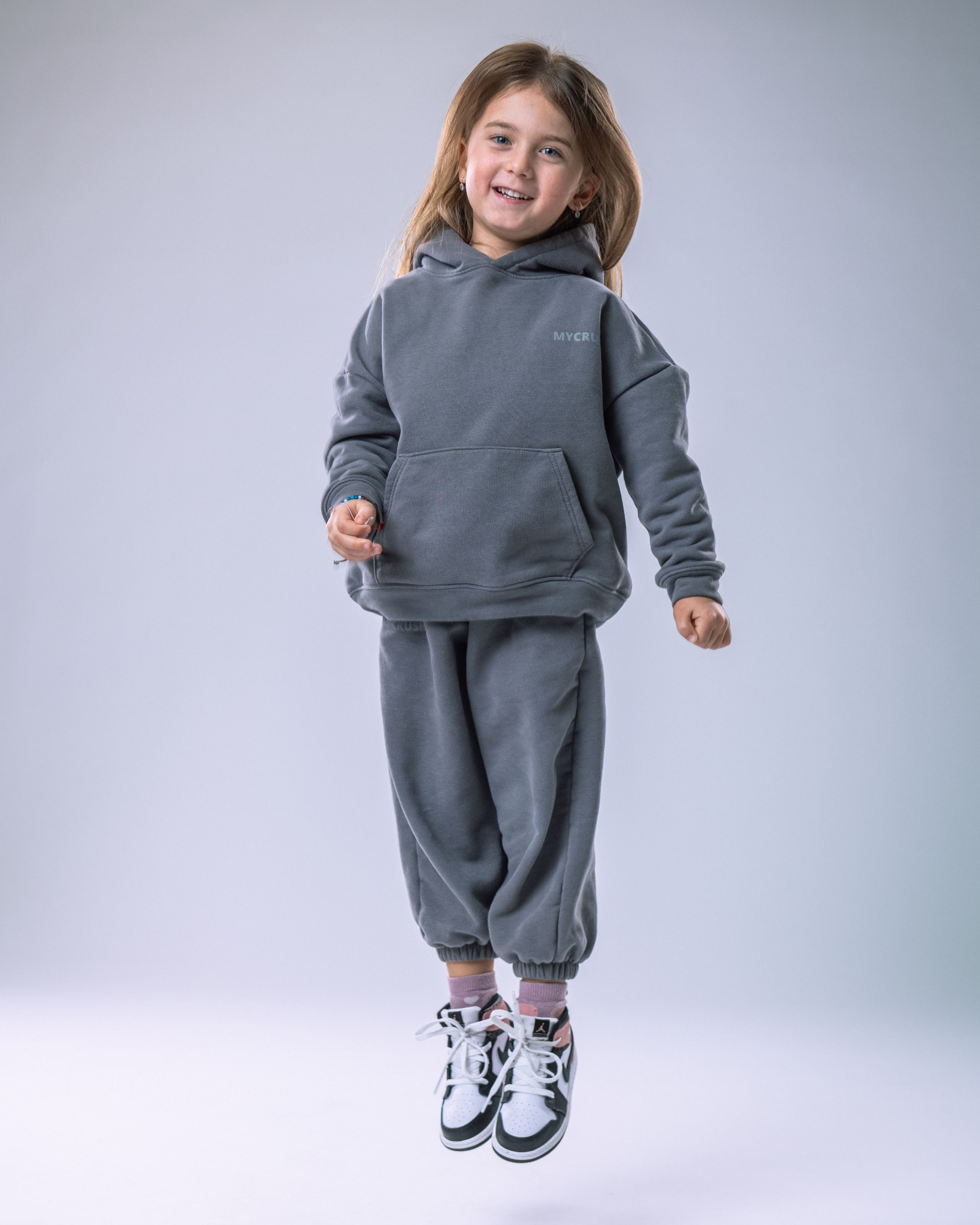 Children’s Tracksuit Grey size 140-2