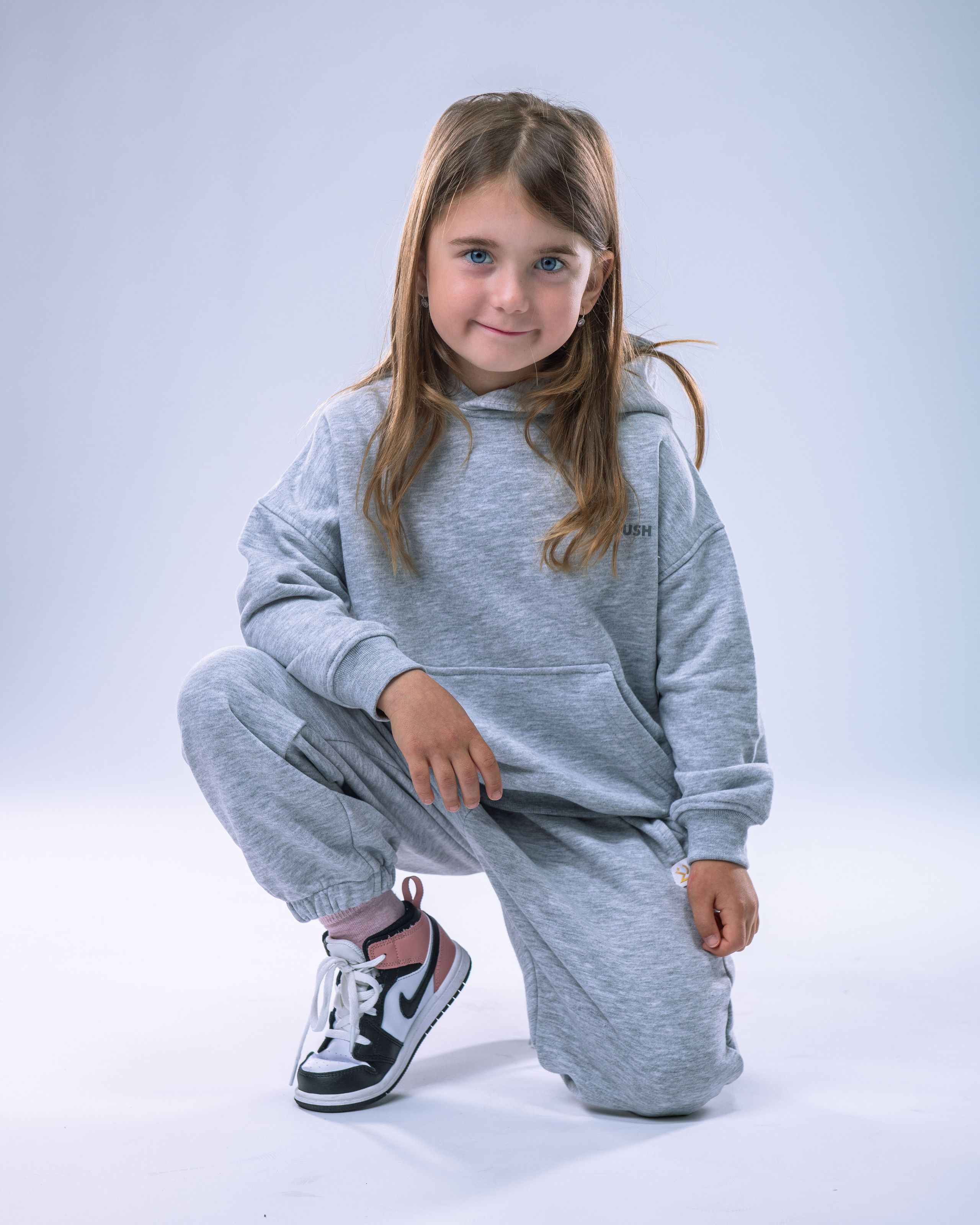 Children’s Tracksuit Heather Grey size 140-8