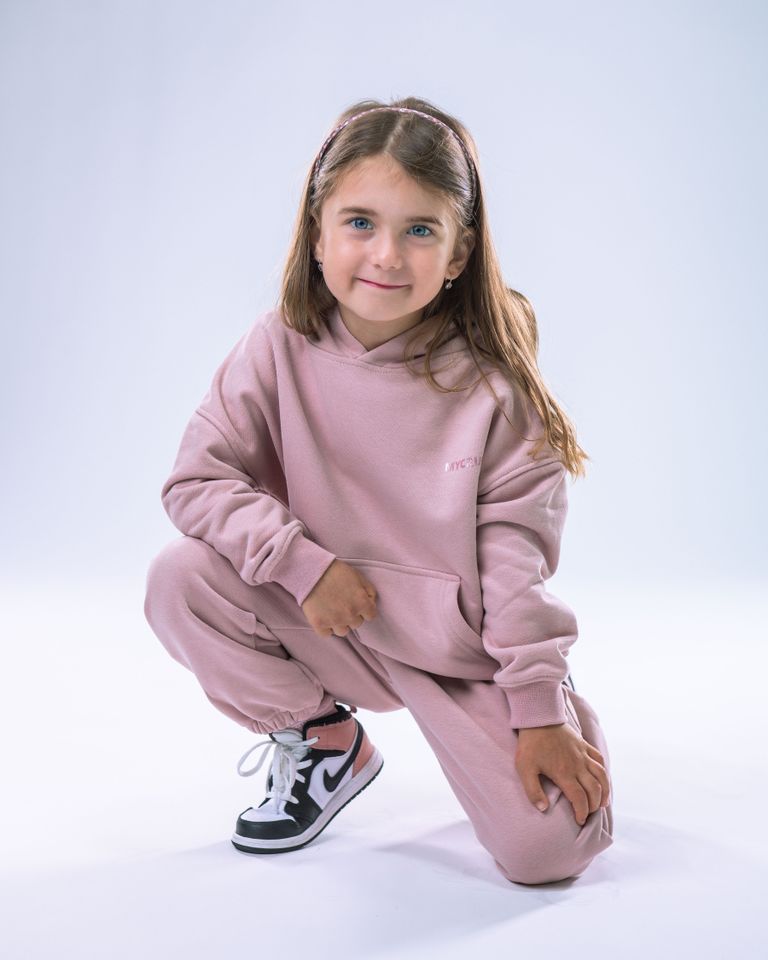 Children’s Tracksuit Pink size 140-1