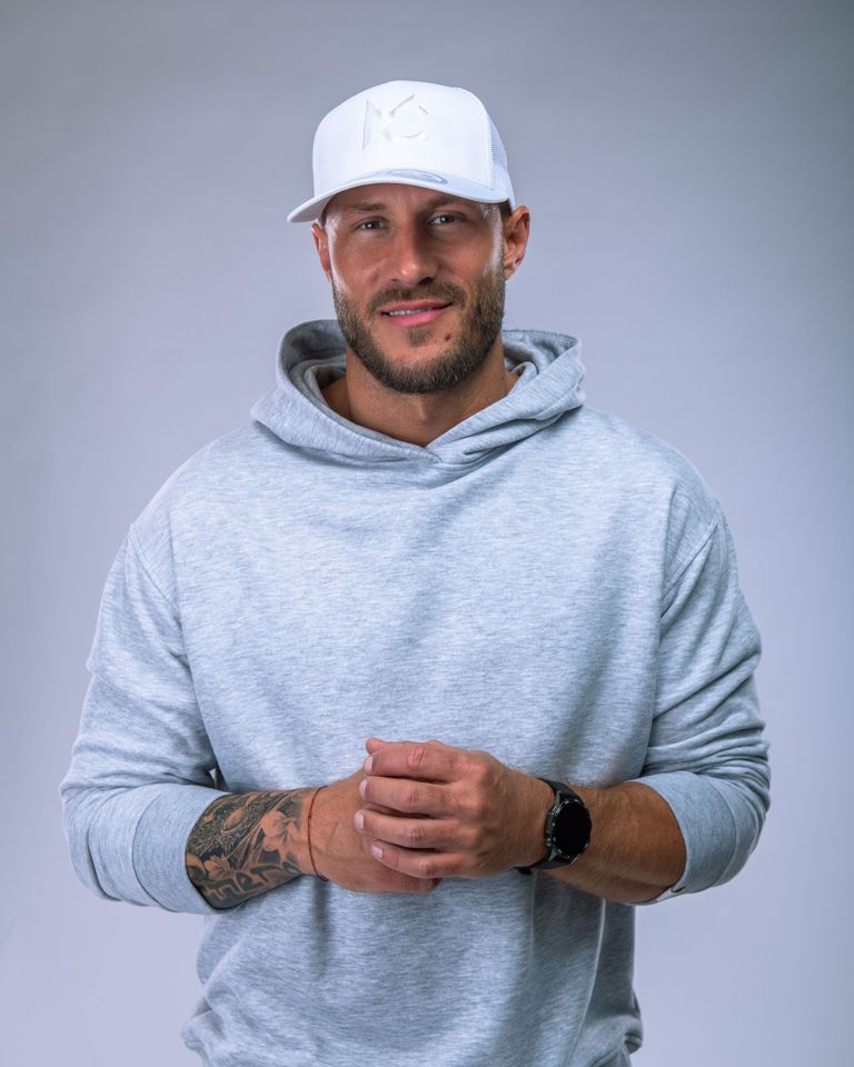 Embroidered Cap White-0