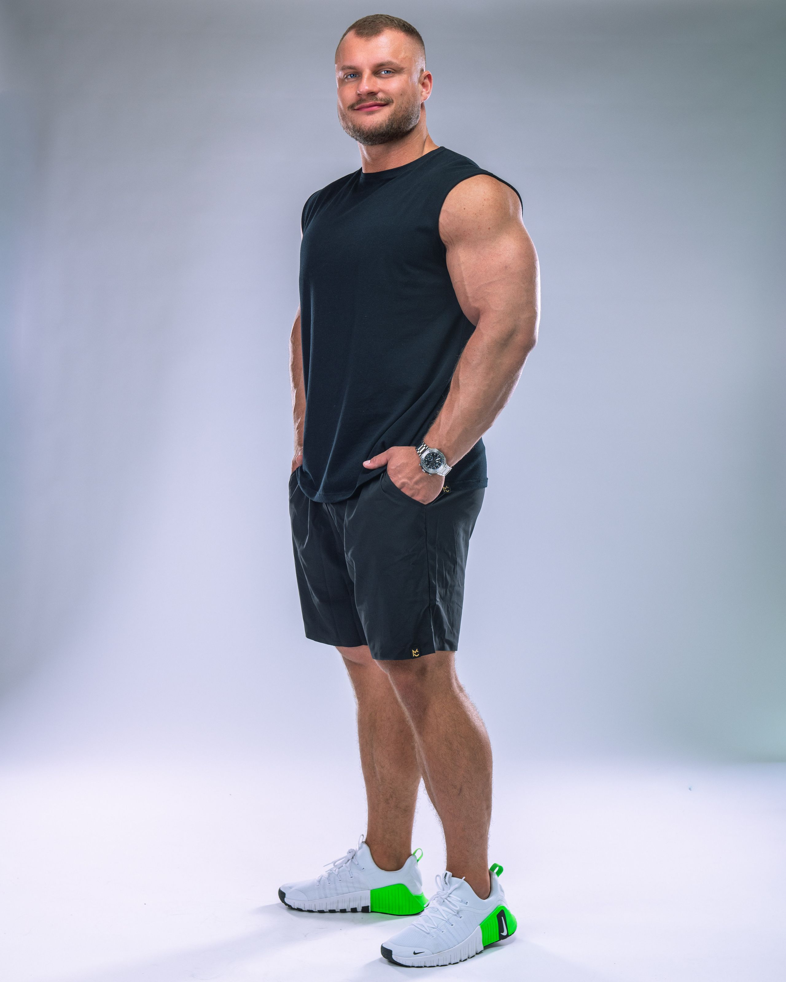 Men’s Lightweight Sports Shorts Black L-1