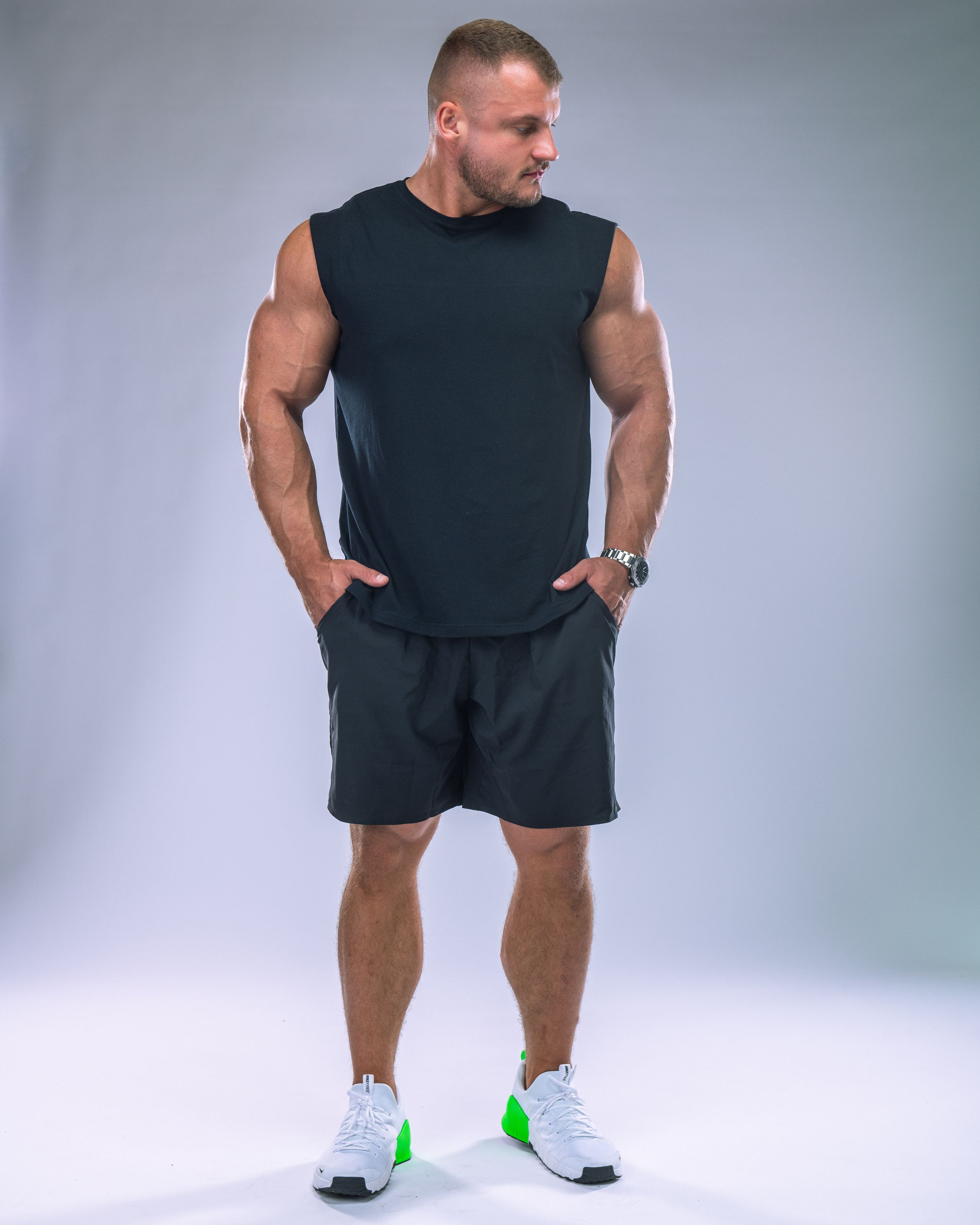 Men’s Lightweight Sports Shorts Black L-6