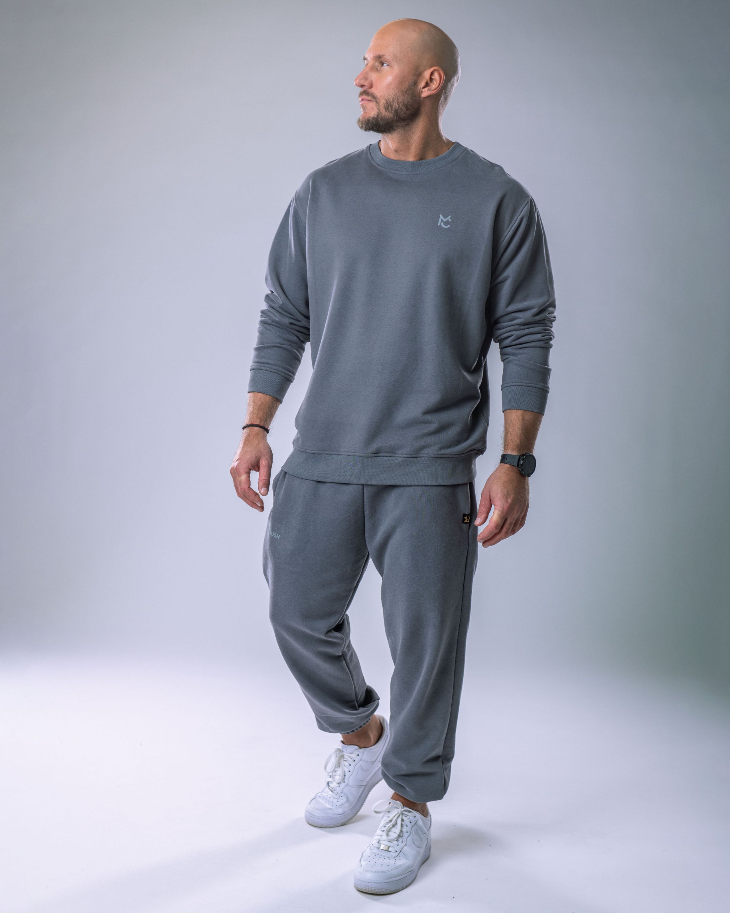 Unisex Joggers Regular Grey L-4