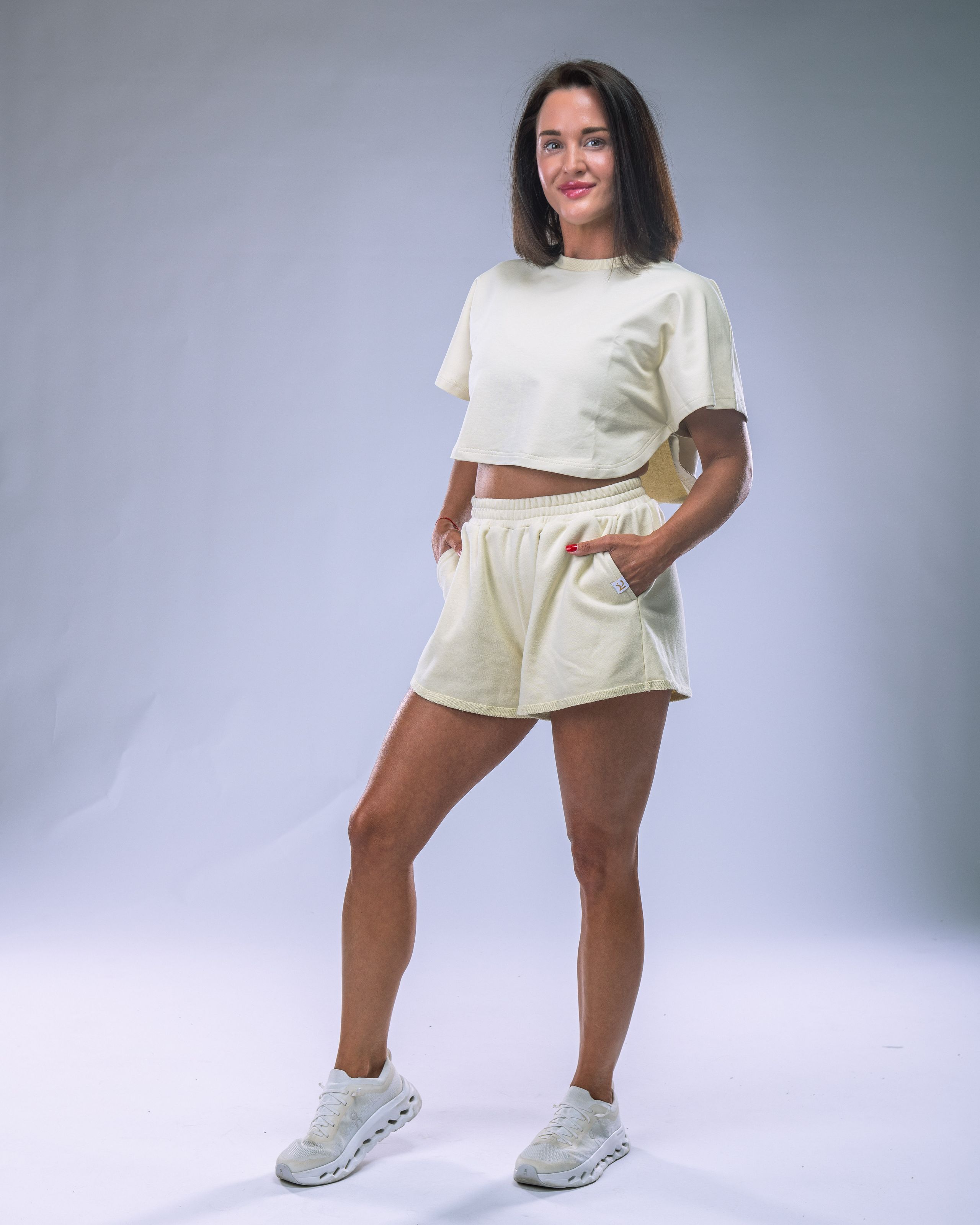 Women’s Oversize Croptop Tee  Yellow M-2
