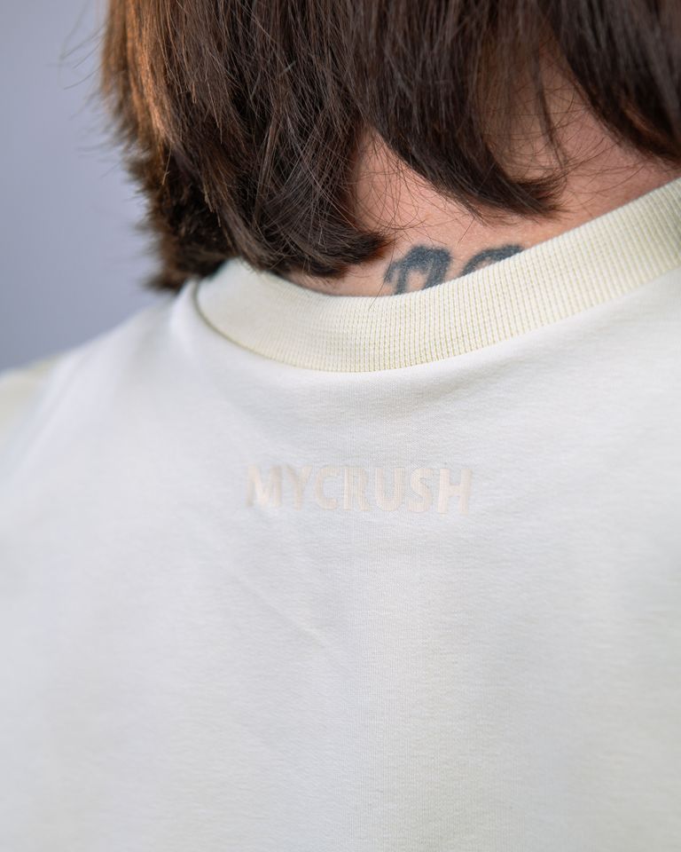 Women’s Oversize Croptop Tee  Yellow M-3