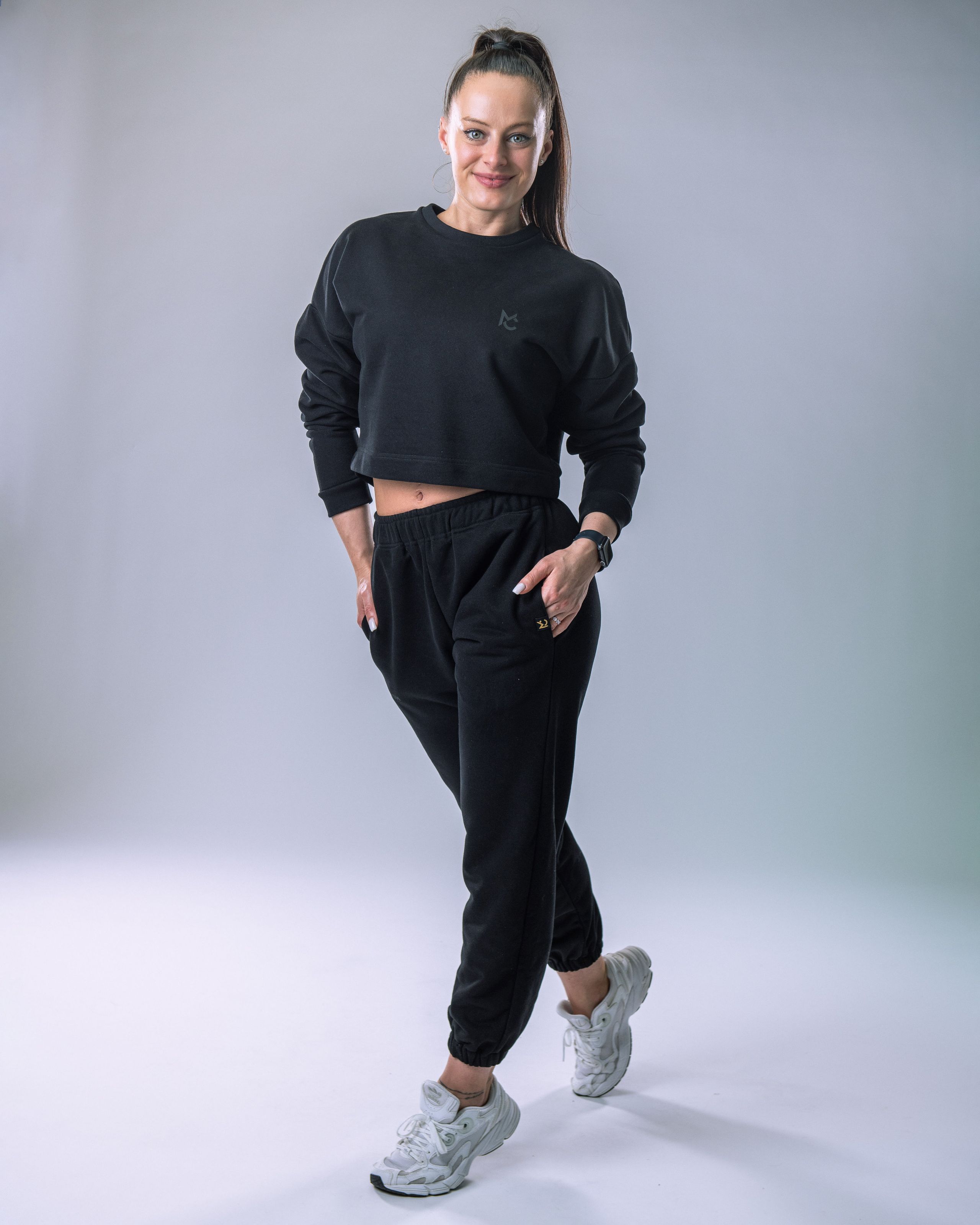 Women’s Sweatshirt Black M-0