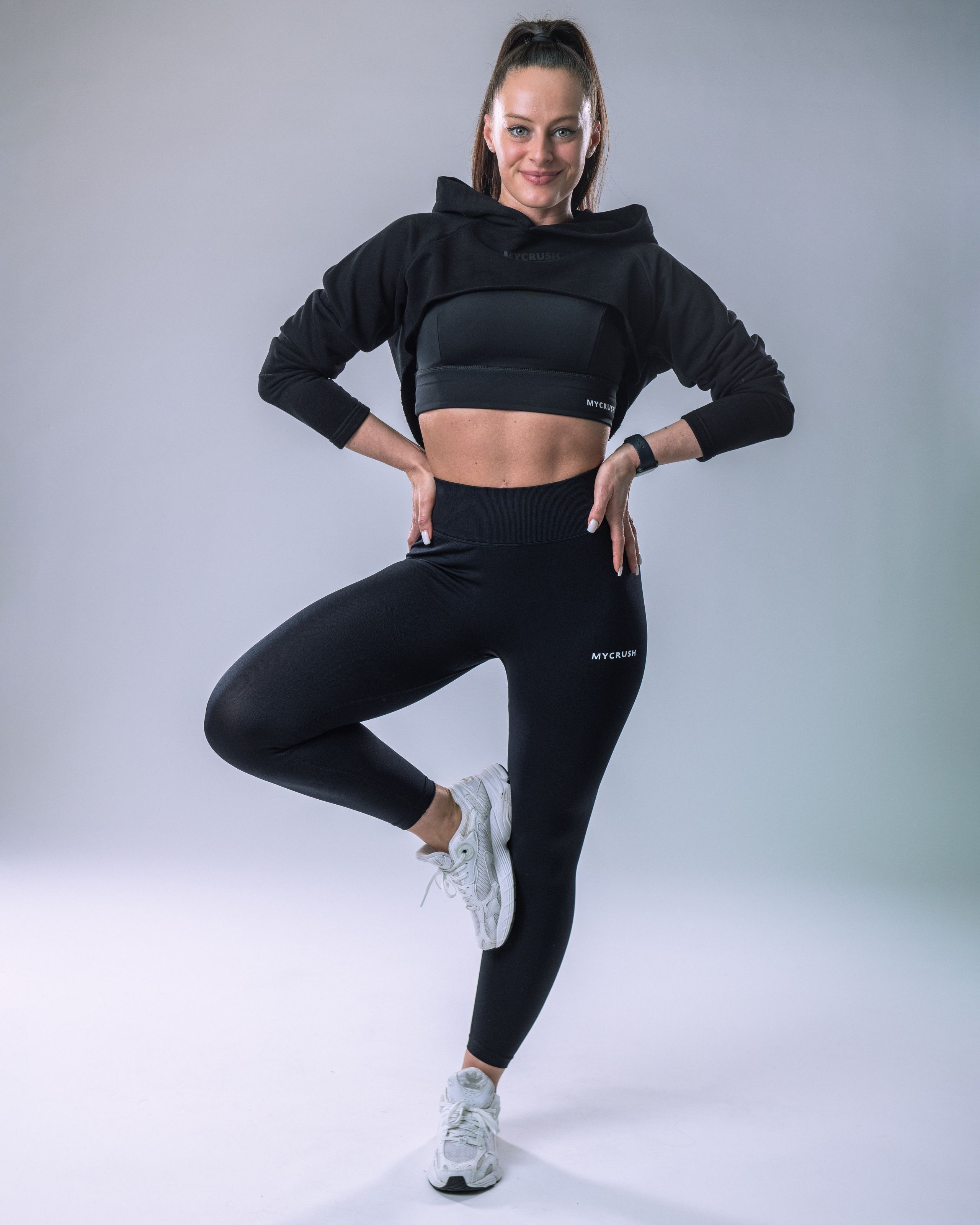 Women’s Ultra Crop Hoodie Black S-0