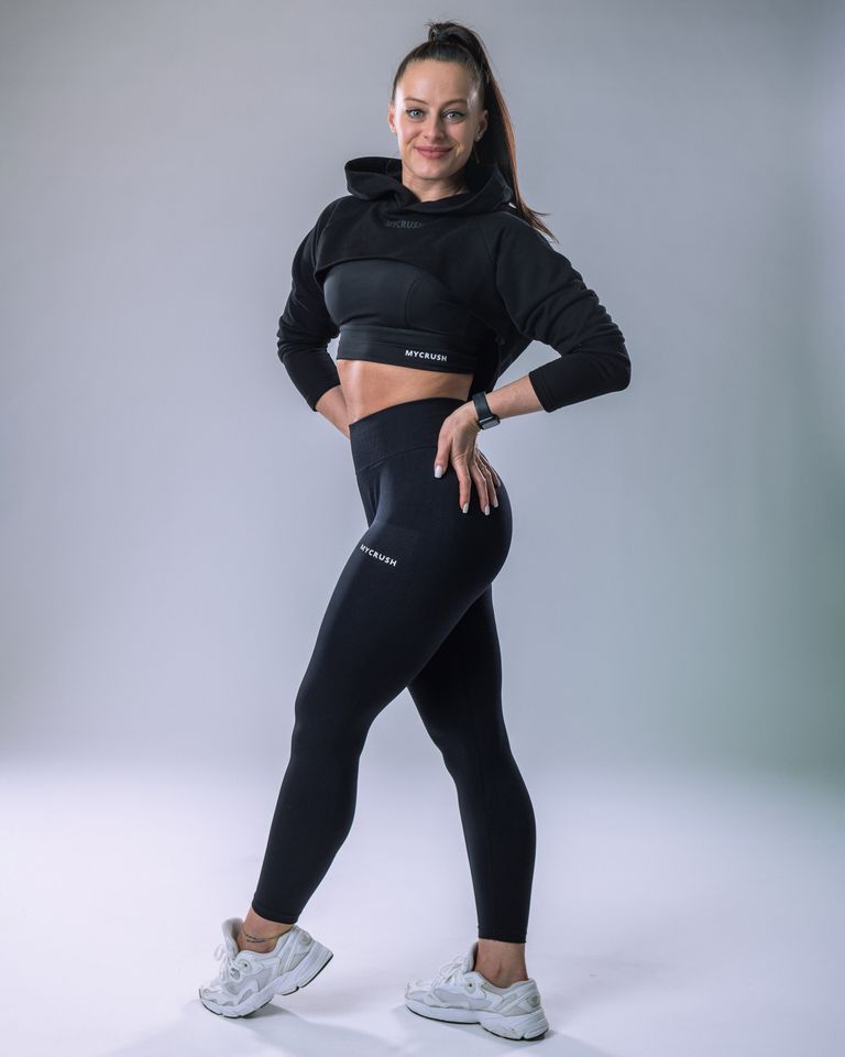 Women’s Ultra Crop Hoodie Black S-4