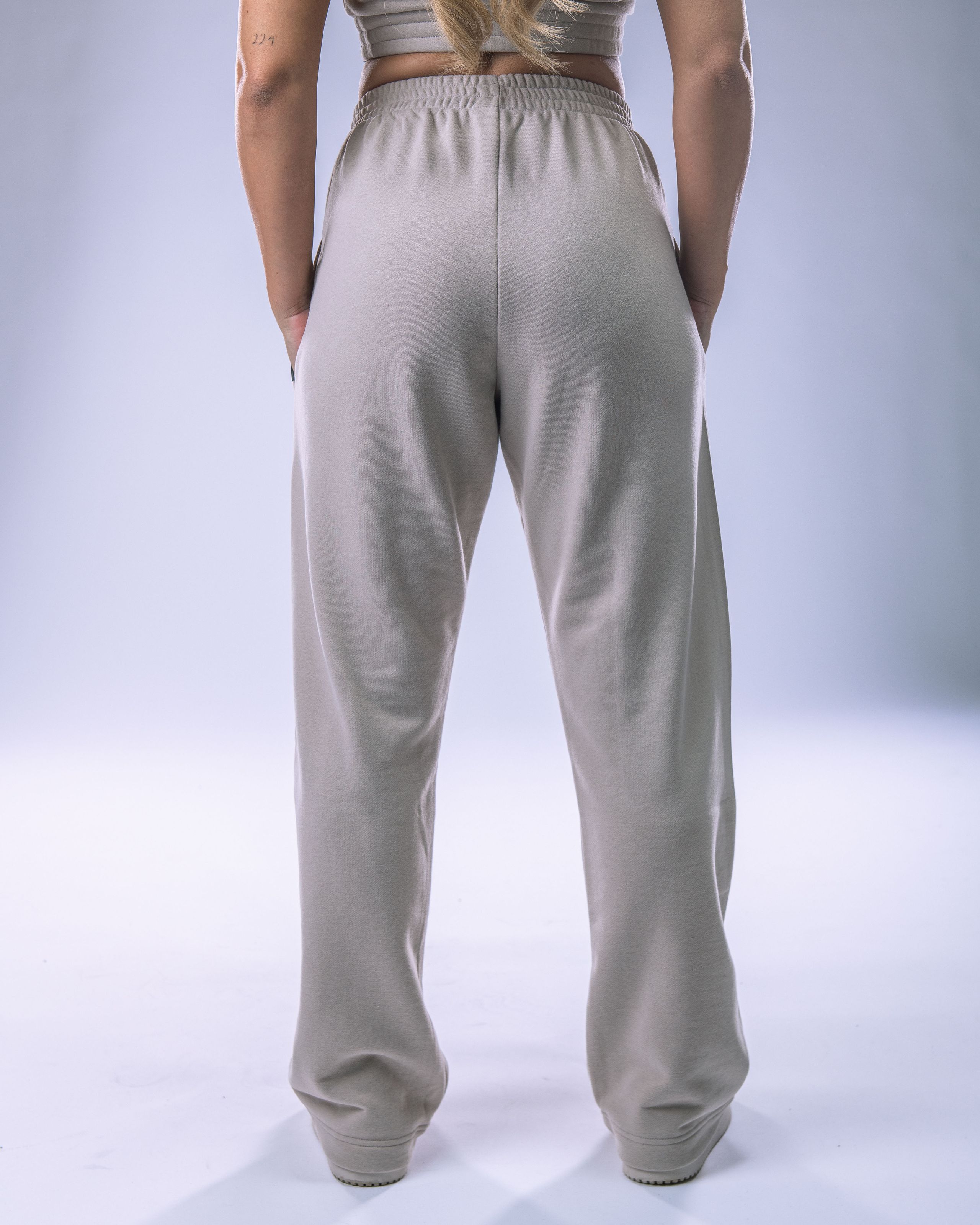 Women's Wide Joggers Beige L-6