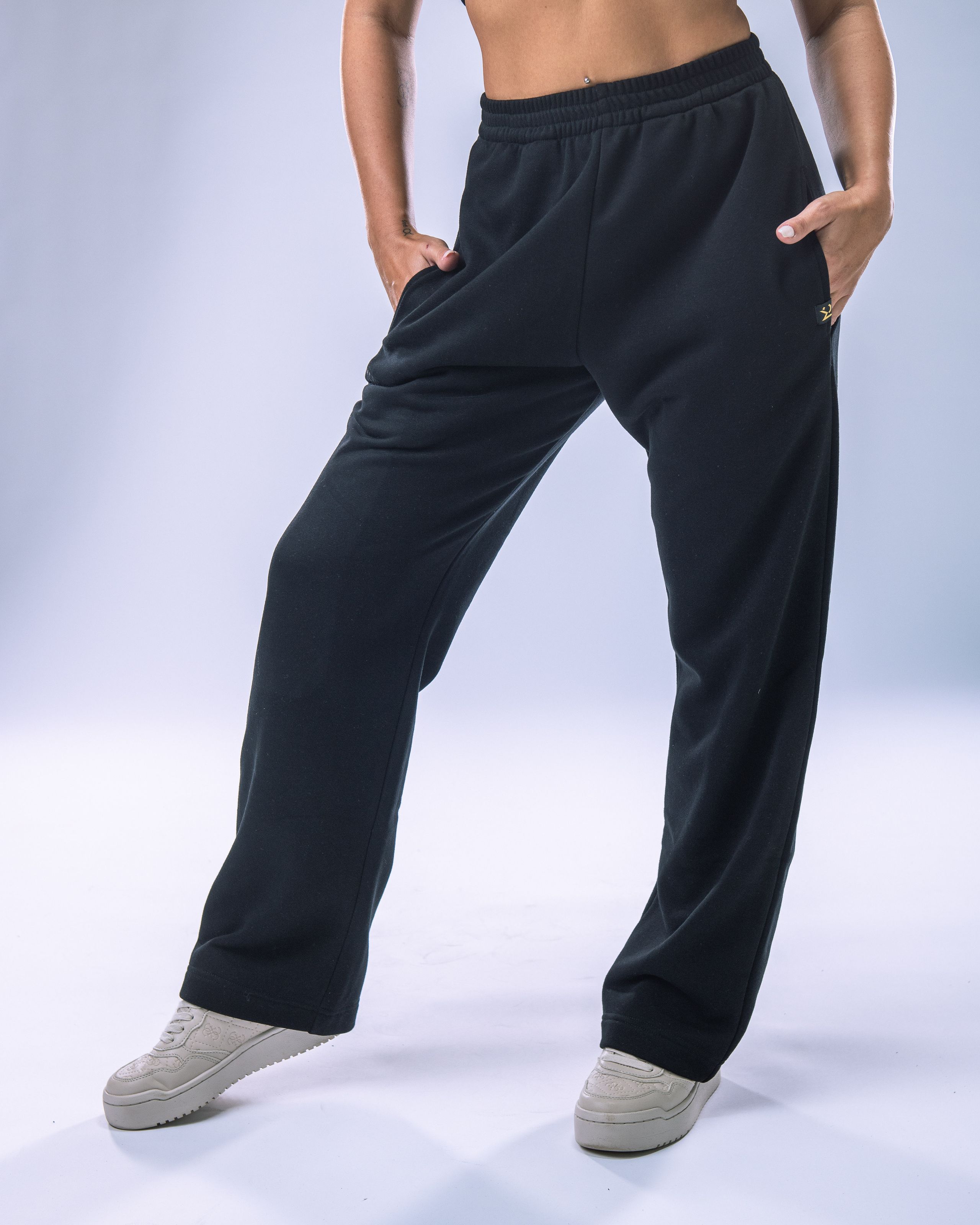 Women's Wide Joggers Black XS-7