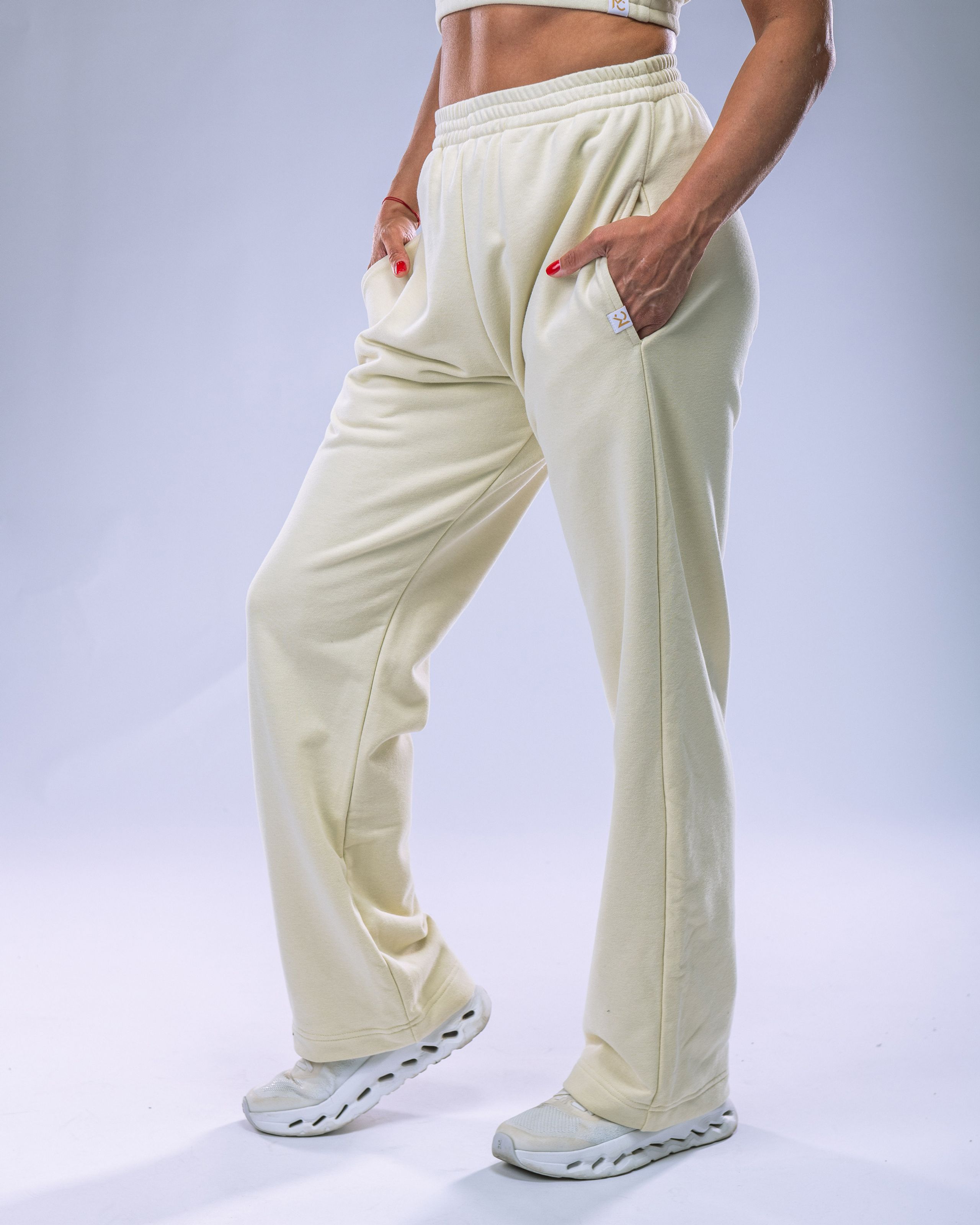 Women's Wide Joggers Yellow S-3